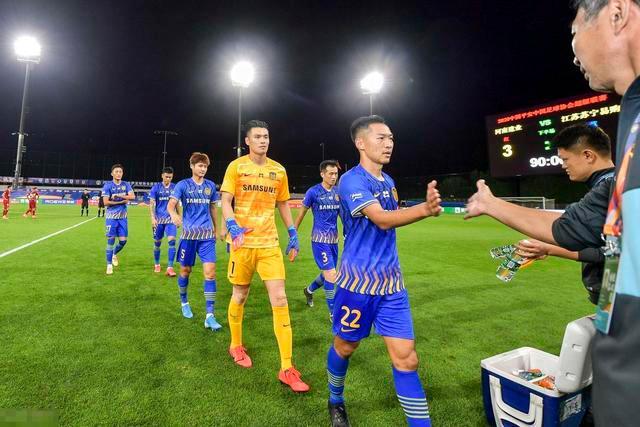 官方：AC米兰从佛罗伦萨免签约维奇 合同为1+2