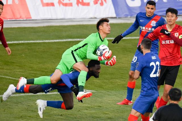杨28+11老鹰险胜凯尔特人 步行者送76人5连败